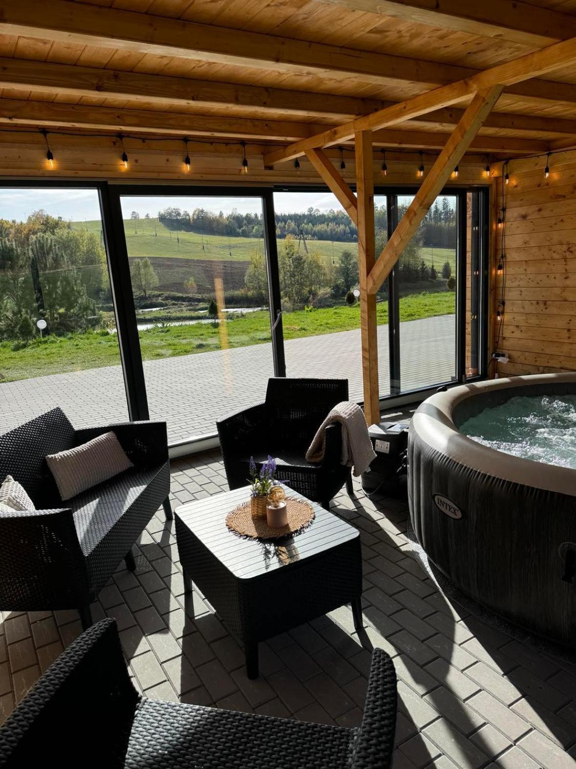 Nad Stawami Z Jacuzzi I Sauna 2 *